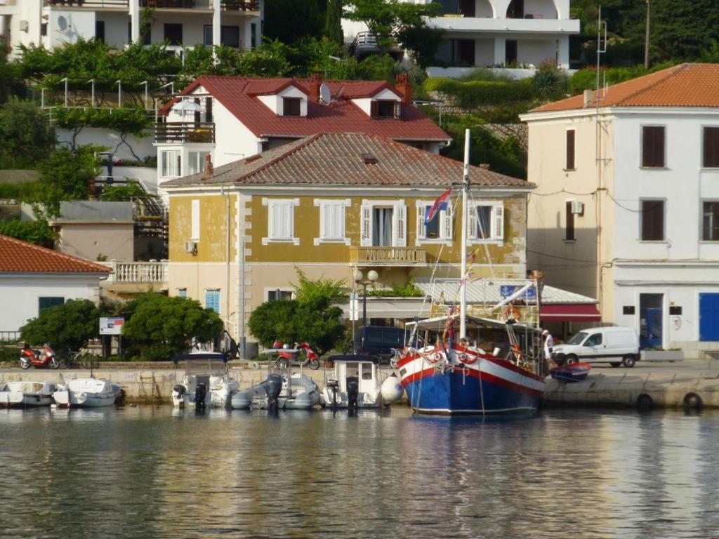 Apartment & Studio Elizabet Baška Eksteriør bilde